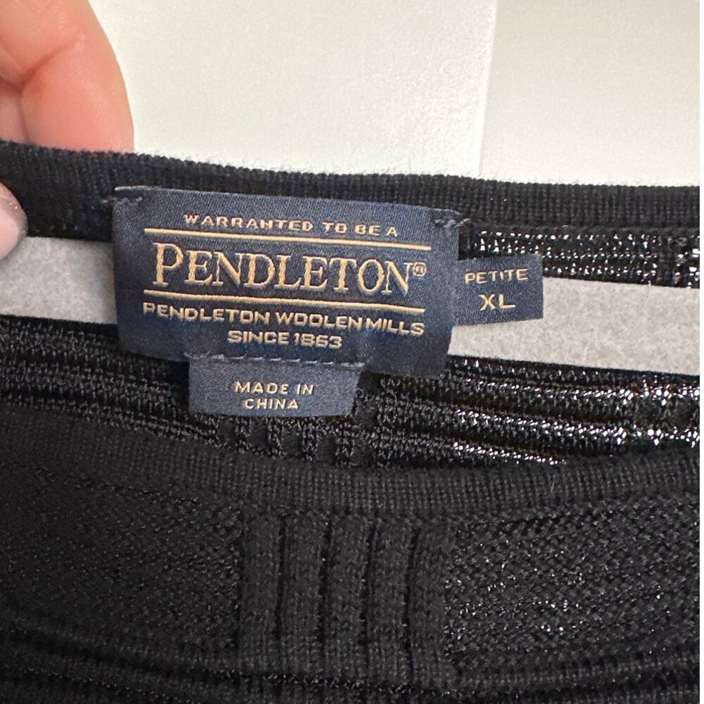 Pendleton Women’s Black Jamison Square Knit Pullo… - image 3